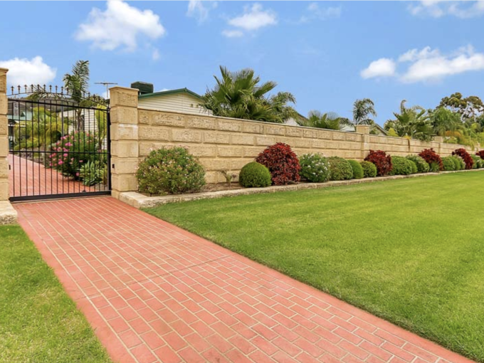 Amenity photo of Halcyon Glades