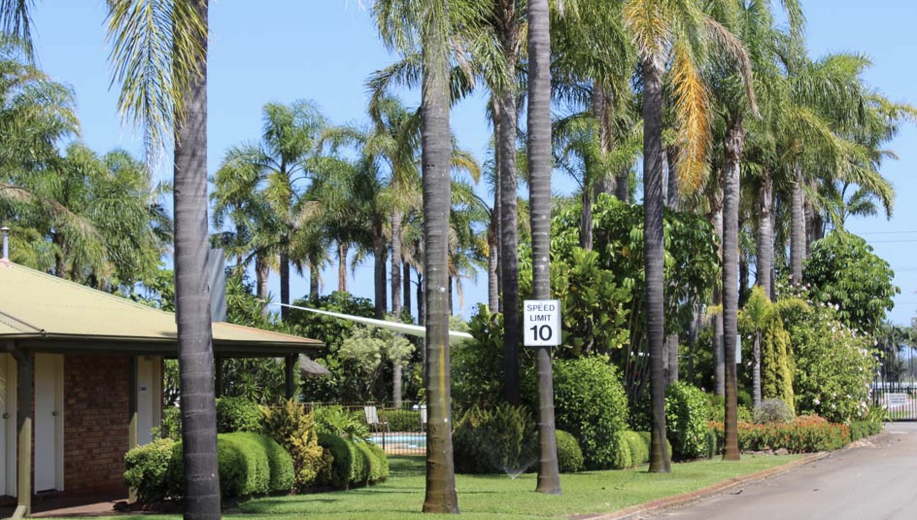 Amenity photo of Banksia Grove