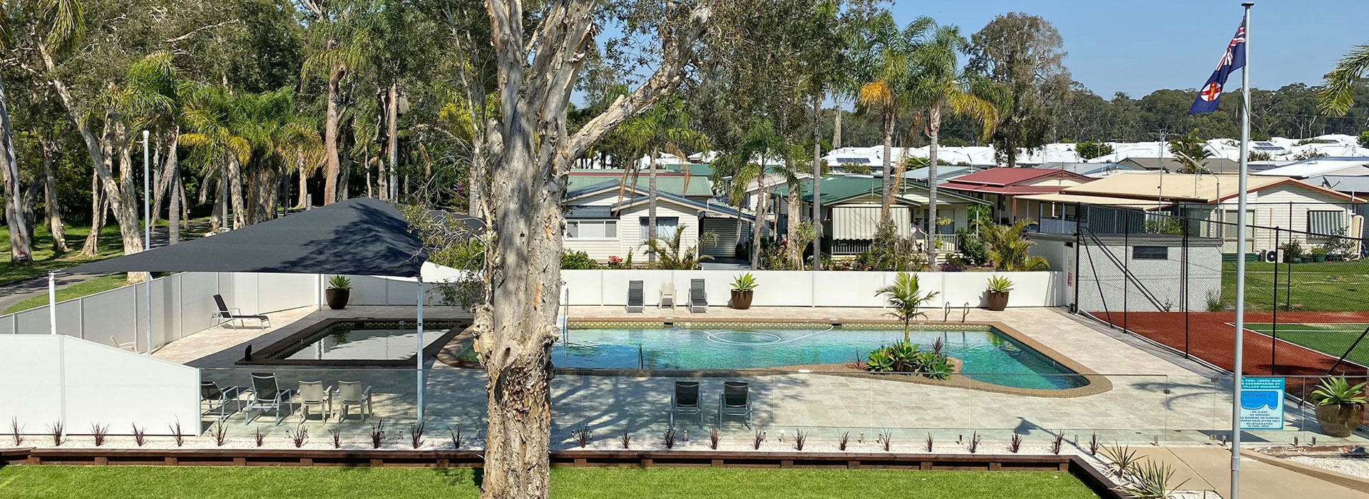 Gallery photo of Lakeside Leisure Village